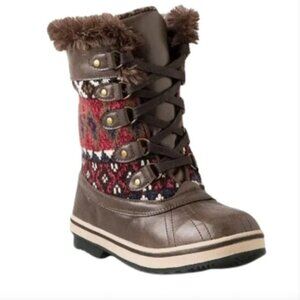 Muk Luks Aztec Pattern Women's Cold Weather Lace-Up Boot